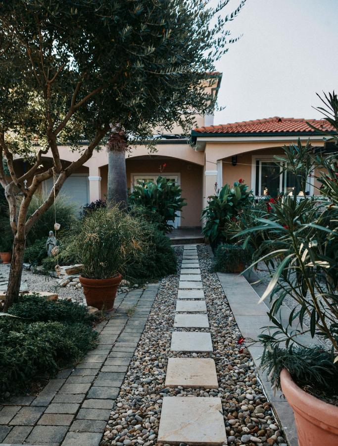 Villa Lantana Vir Kültér fotó